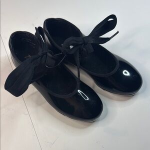 Theatricals Girls "Tap Star" Ribbon Tie Tap‎ Shoes NWOT